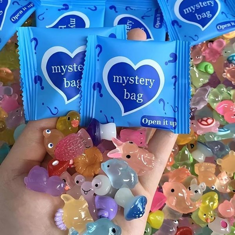 Mini Glow-In-The-Dark Animal Figurines Blind Bags
