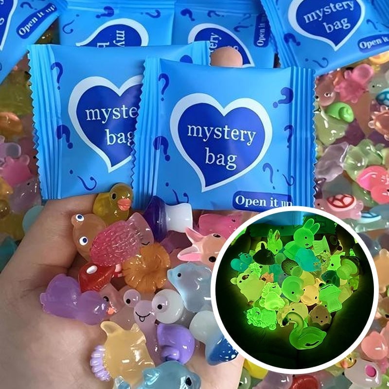 Mini Glow-In-The-Dark Animal Figurines Blind Bags