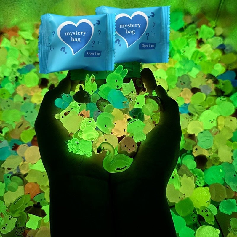 Mini Glow-In-The-Dark Animal Figurines Blind Bags